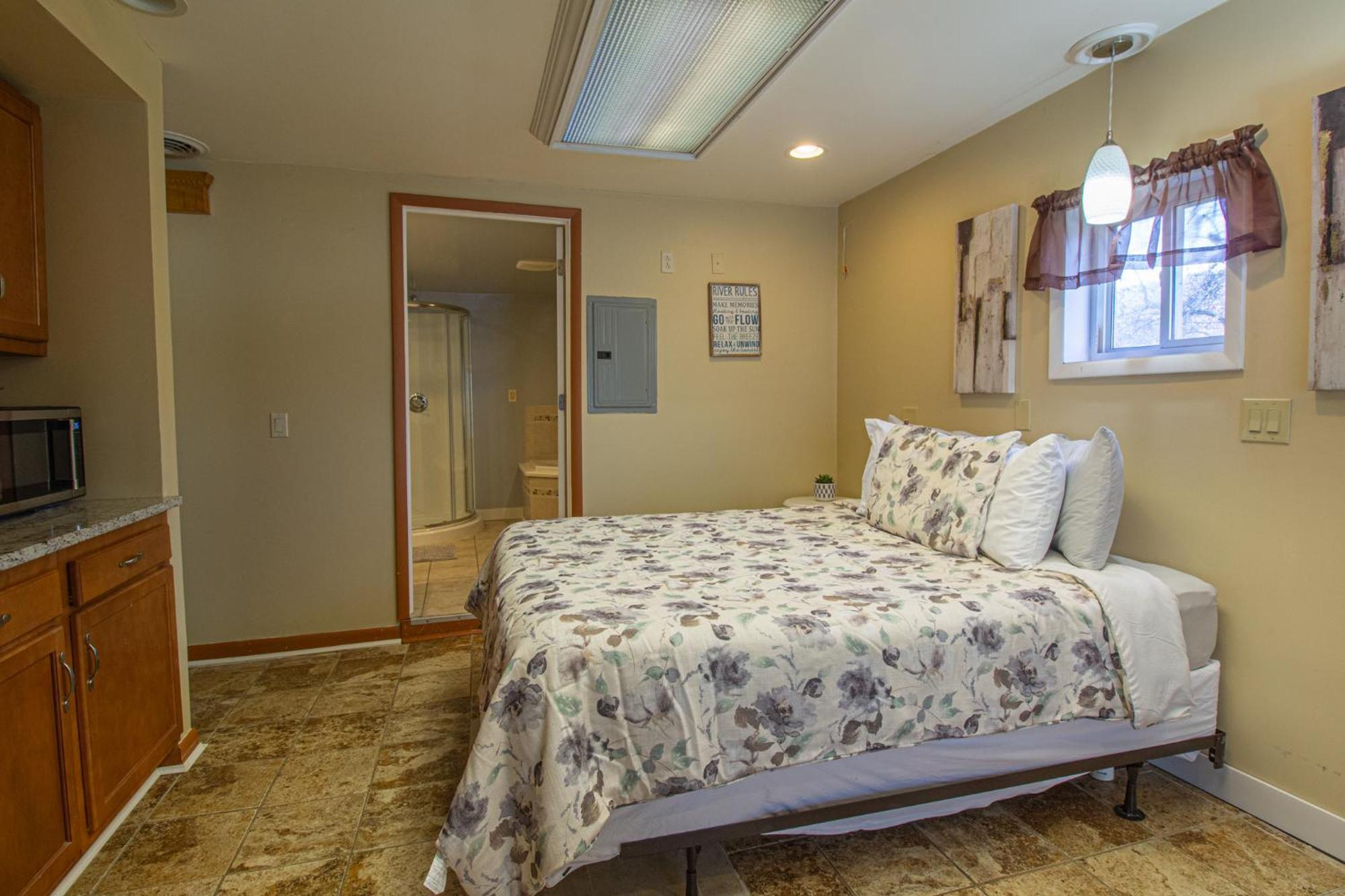 Stay In Ohiopyle In The Middle Of Town By The Gap Trail ภายนอก รูปภาพ